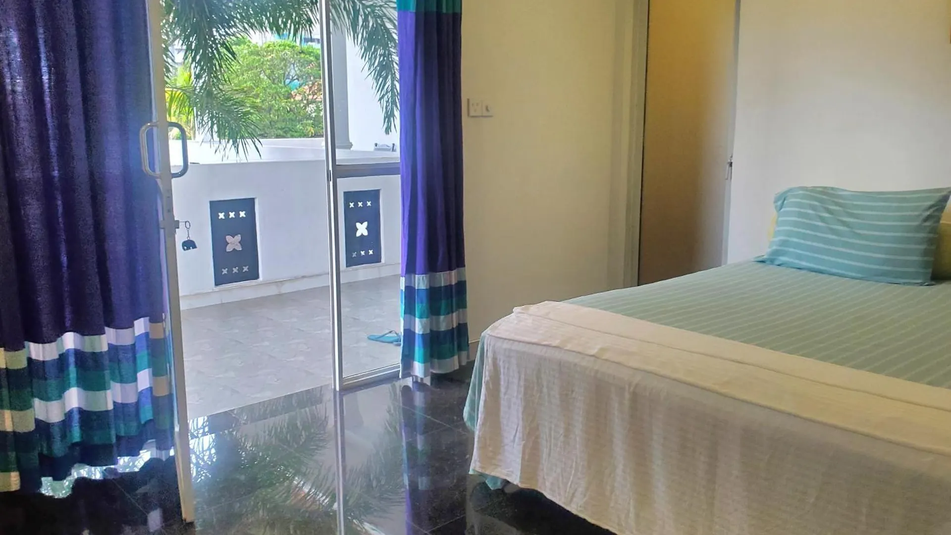 Mo'S Guest House Negombo